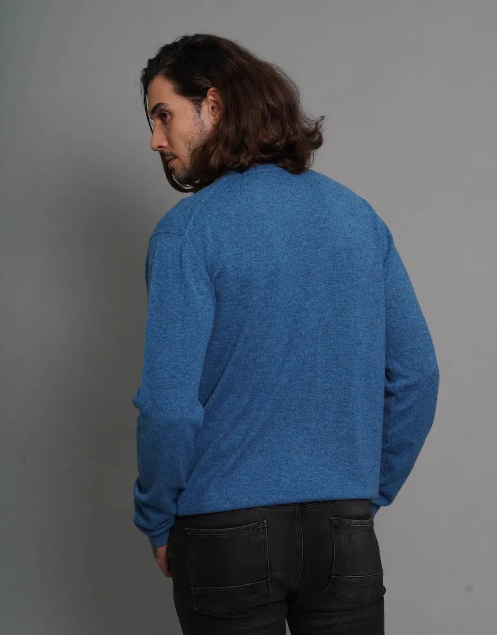 Round Neck Pullover in Manor Blue