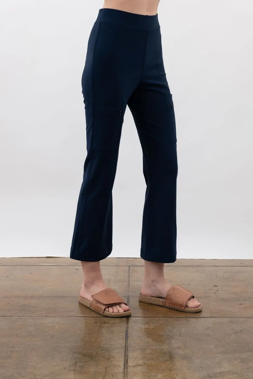 Tech Stretch Flare Legging with Utility Pockets - VISTA SP24