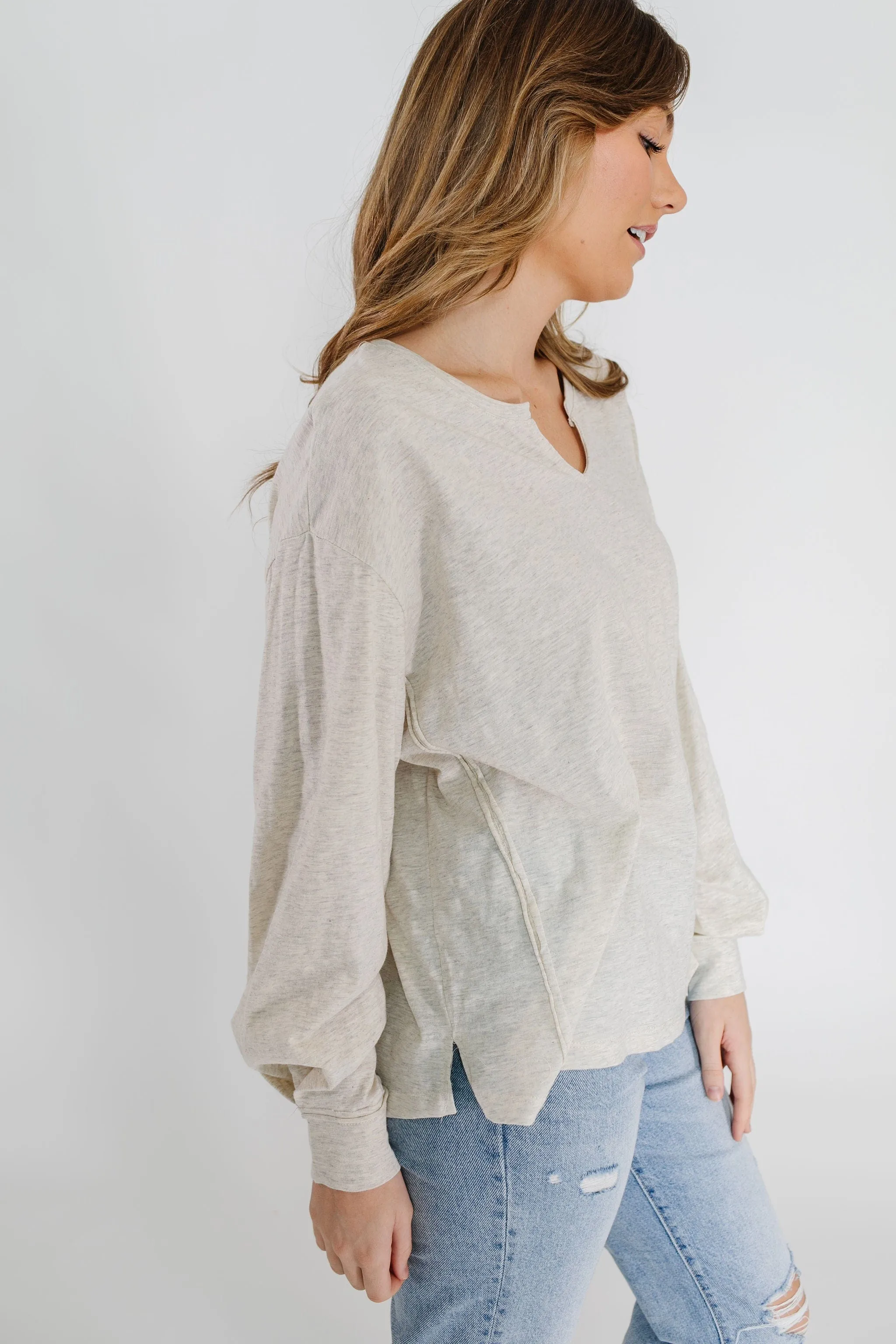 Vivian Tee in Oatmeal